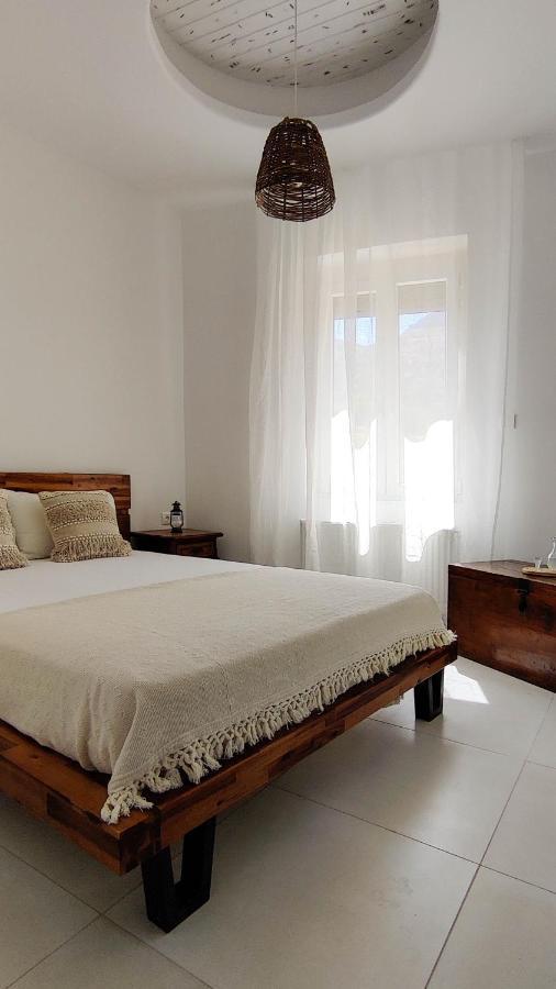Laina Traditional Guest House Aperathos ภายนอก รูปภาพ